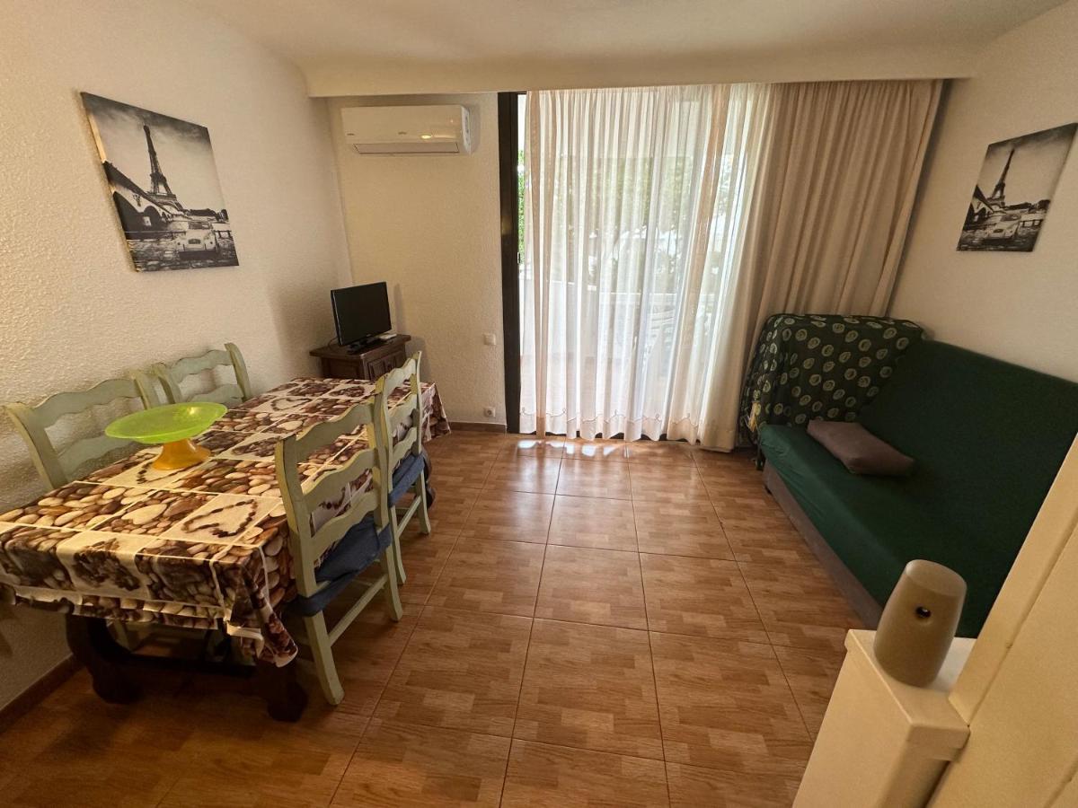 Apartmentos Eurohostal 1Linea De Playa Las Fuentes Alcoceber Екстер'єр фото